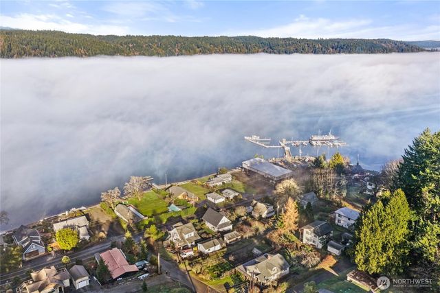 5060 E State Route 106, Union, WA 98592