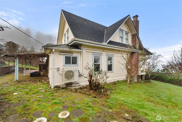 5060 E State Route 106, Union, WA 98592