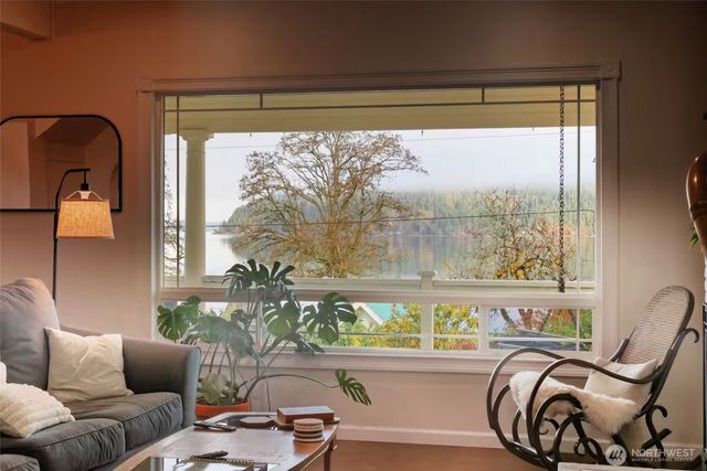 5060 E State Route 106, Union, WA 98592