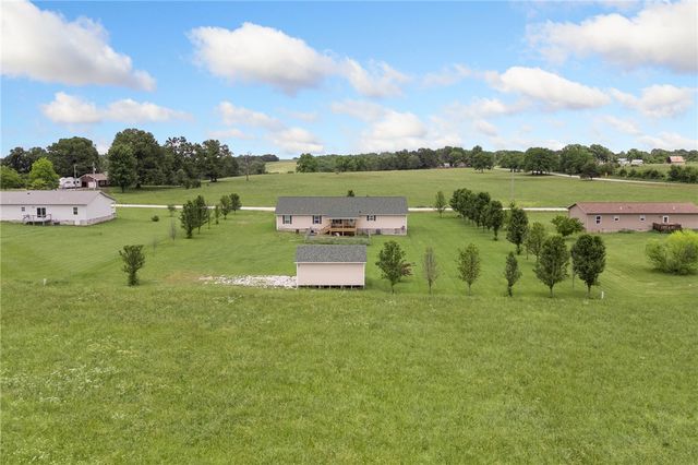 83 Old Carpenter Lane, Harrison, AR 72601