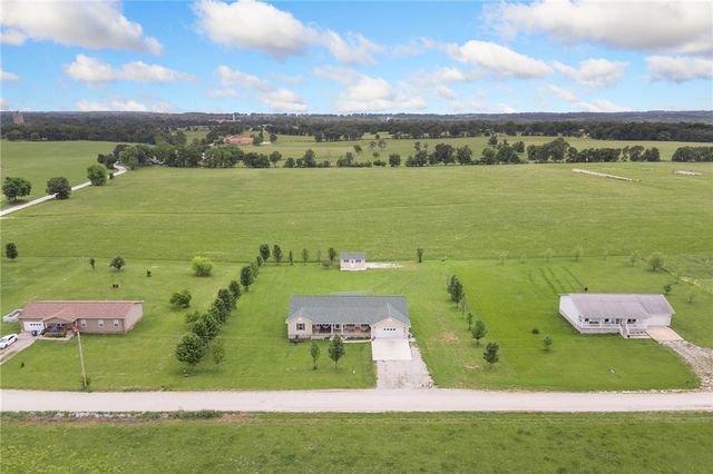 83 Old Carpenter Lane, Harrison, AR 72601