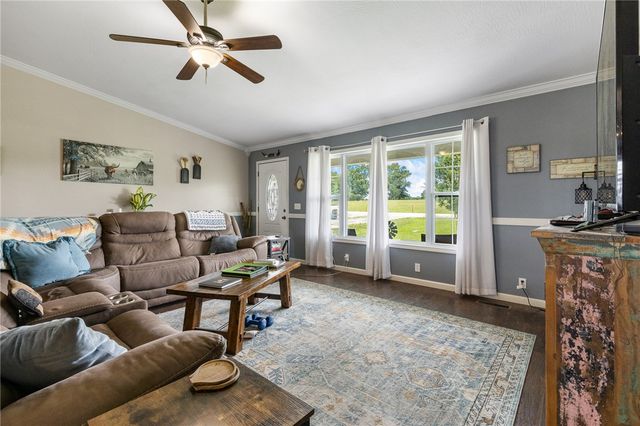 83 Old Carpenter Lane, Harrison, AR 72601