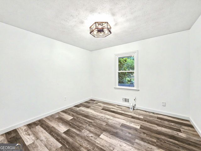 2704 Kozy Court NE, Marietta, GA 30066