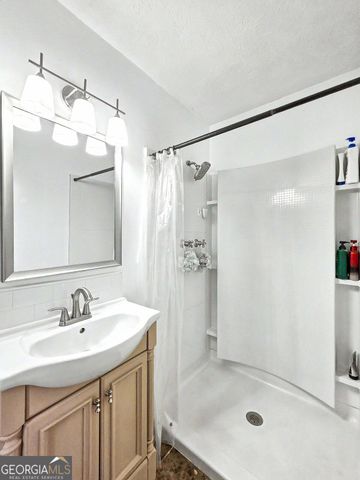 2704 Kozy Court NE, Marietta, GA 30066