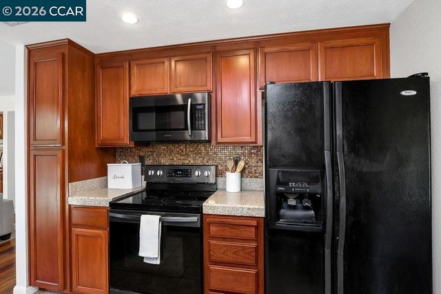 2143 Range Place, Martinez, CA 94553