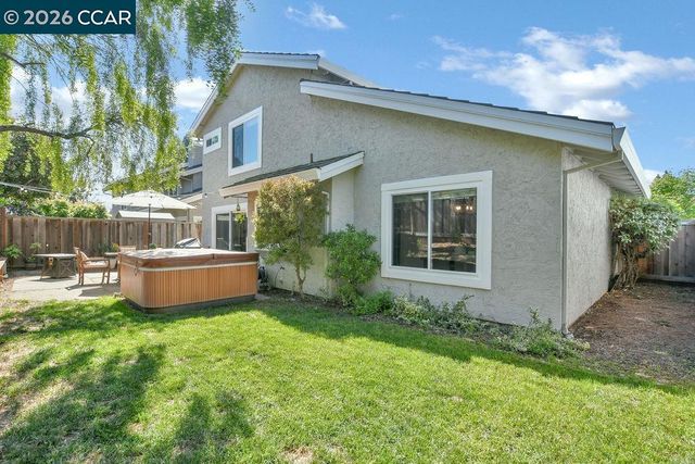 2143 Range Place, Martinez, CA 94553