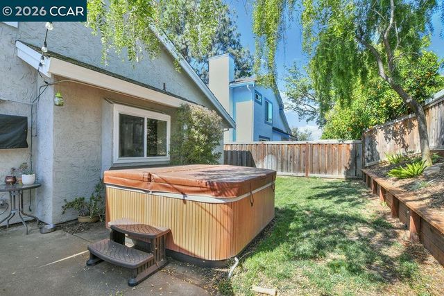 2143 Range Place, Martinez, CA 94553