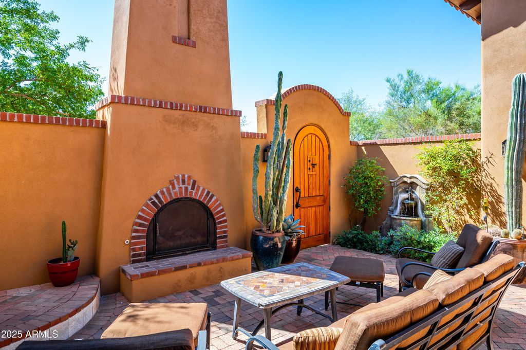 10597 E RISING SUN Drive, Scottsdale, AZ 85262 — photo 5