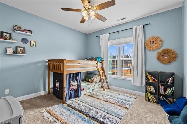 222 Fox Meadow Lane, Winston-salem, NC 27107