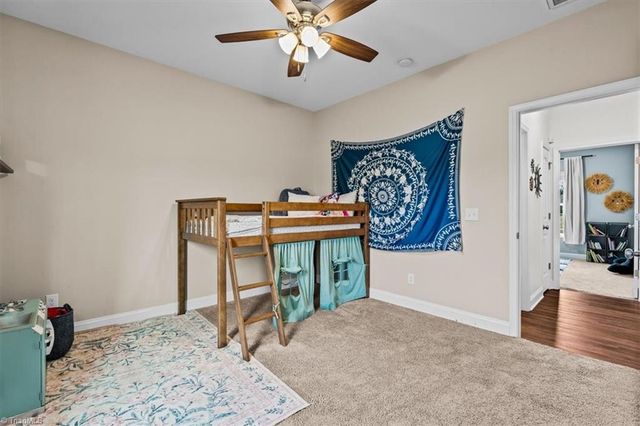 222 Fox Meadow Lane, Winston-salem, NC 27107