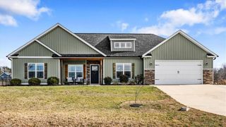 222 Fox Meadow Lane, Winston-salem, NC 27107