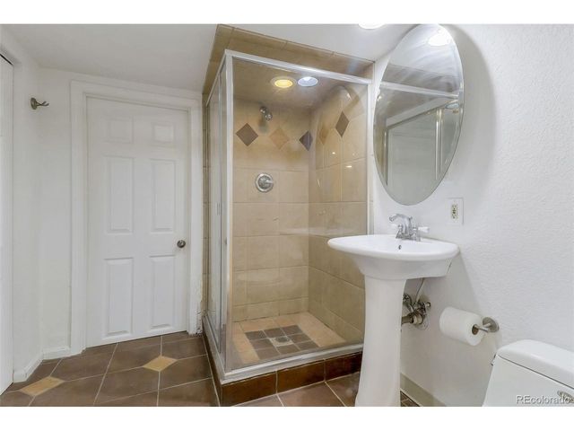 6001 W 32nd Ave, Wheat Ridge, CO 80033