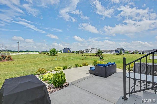 130 Baycrest Court, St Charles, MO 63301