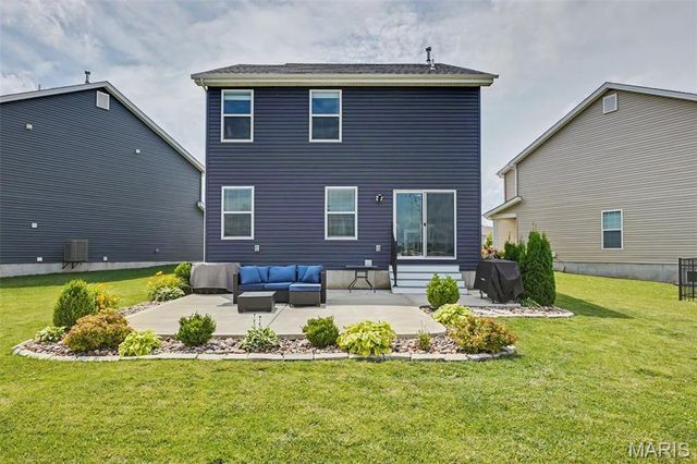 130 Baycrest Court, St Charles, MO 63301