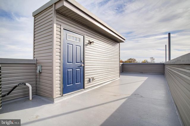 5005 WALNUT ST, Philadelphia, PA 19139