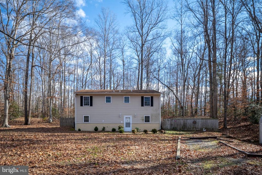 26335 HILL RD, Ruther Glen, VA 22546