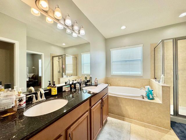 5105 OAKLINE VIEW DRIVE, Lithia, FL 33547