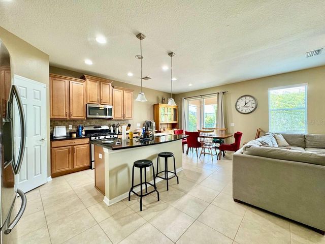 5105 OAKLINE VIEW DRIVE, Lithia, FL 33547