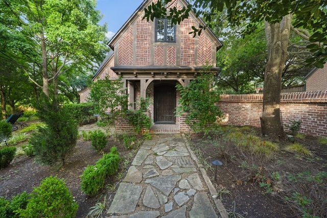 3820 Touraine Drive, Frisco, TX 75034