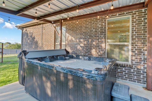 701 Milton Court, Granbury, TX 76048