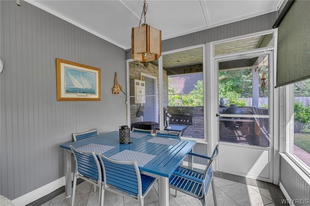 6151 Clarence Lane North, Clarence, NY 14051