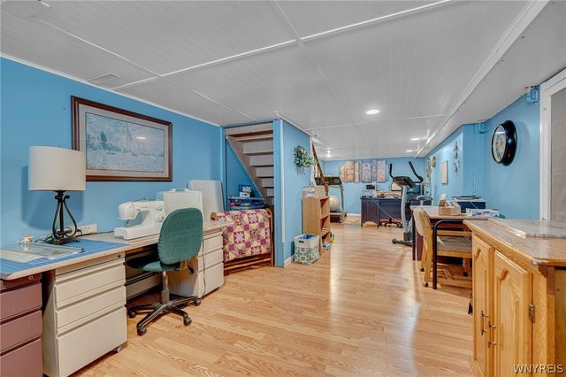 6151 Clarence Lane North, Clarence, NY 14051