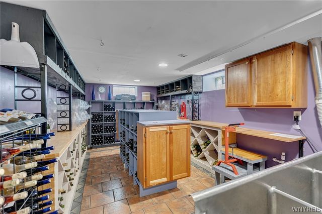 6151 Clarence Lane North, Clarence, NY 14051