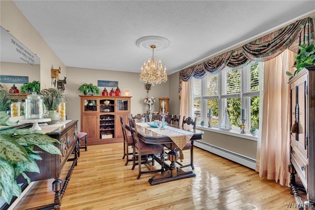 6151 Clarence Lane North, Clarence, NY 14051