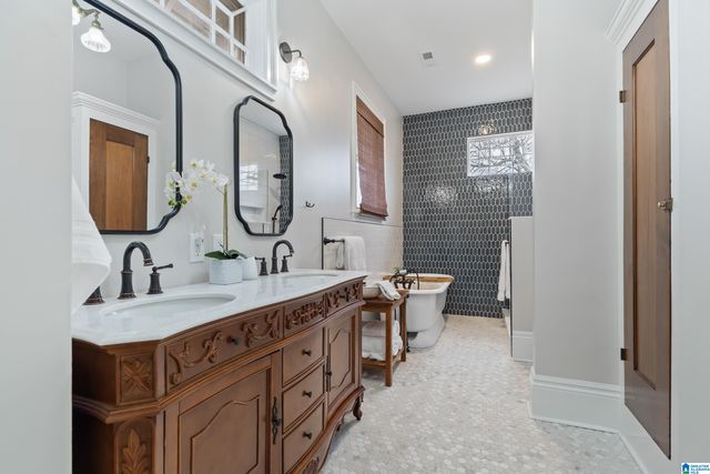 1108 29TH STREET, Birmingham, AL 35205