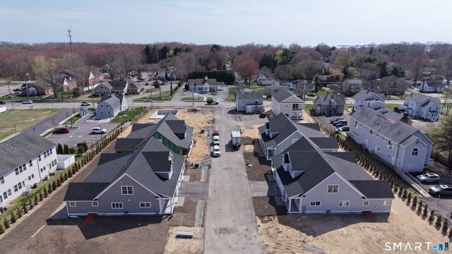 151-153 East Main Street 19, Clinton, CT 06413
