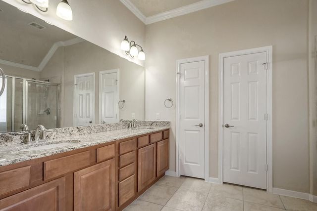 22 Powers Bend Way, The Woodlands, TX 77382