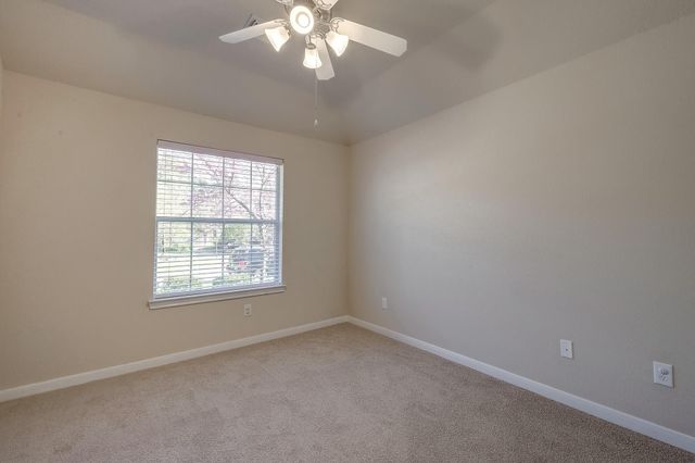 22 Powers Bend Way, The Woodlands, TX 77382