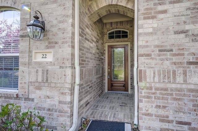 22 Powers Bend Way, The Woodlands, TX 77382