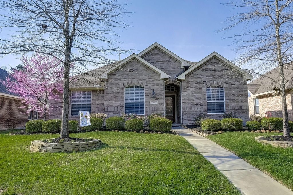 22 Powers Bend Way, The Woodlands, TX 77382