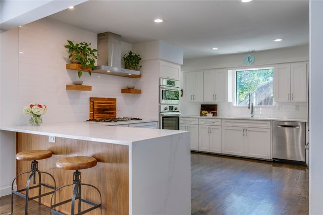 6815 Woodmark Court, Dallas, TX 75230