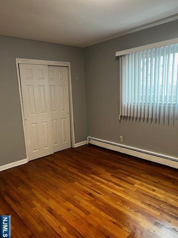 2215 Grand Avenue 11, North Bergen, NJ 07047