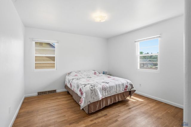 1443 WILLARD ST, Sturgis, SD 57785
