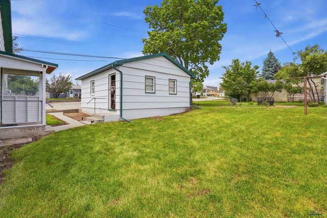 1443 WILLARD ST, Sturgis, SD 57785