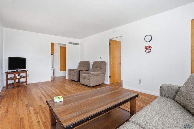1443 WILLARD ST, Sturgis, SD 57785