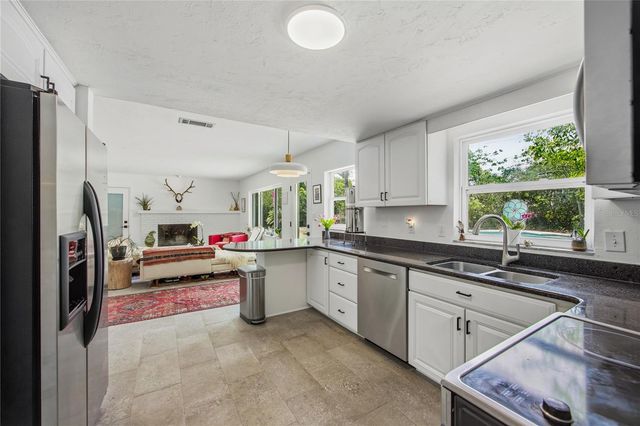 4830 NW 15TH PLACE, Gainesville, FL 32605