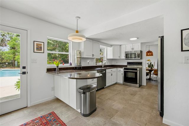 4830 NW 15TH PLACE, Gainesville, FL 32605