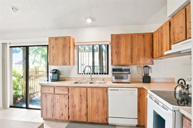 16 BLAKETOWN PLACE, Palm Coast, FL 32137