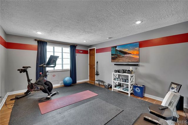 34 Audley End, Amherst, NY 14226