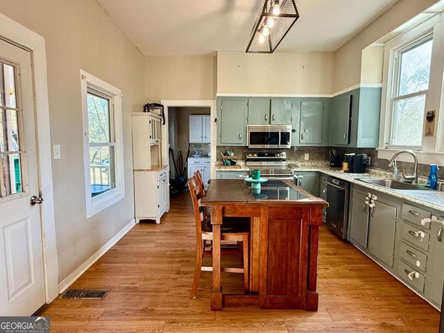 231 Bowers Street, Royston, GA 30662