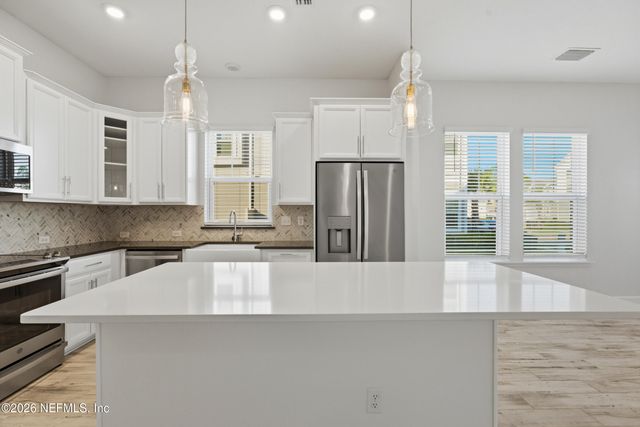 11306 BARRIER BEACH Place, Jacksonville, FL 32256