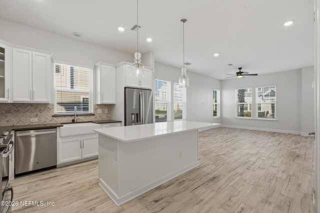 11306 BARRIER BEACH Place, Jacksonville, FL 32256