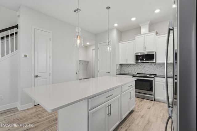 11306 BARRIER BEACH Place, Jacksonville, FL 32256