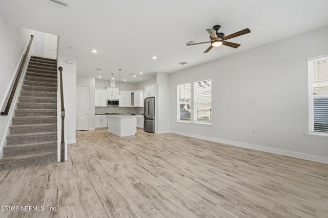 11306 BARRIER BEACH Place, Jacksonville, FL 32256