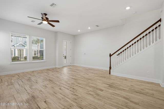 11306 BARRIER BEACH Place, Jacksonville, FL 32256