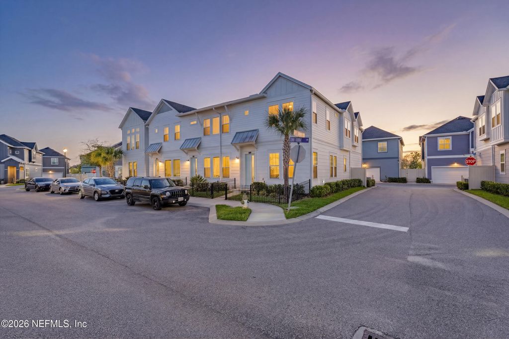 11306 BARRIER BEACH Place, Jacksonville, FL 32256